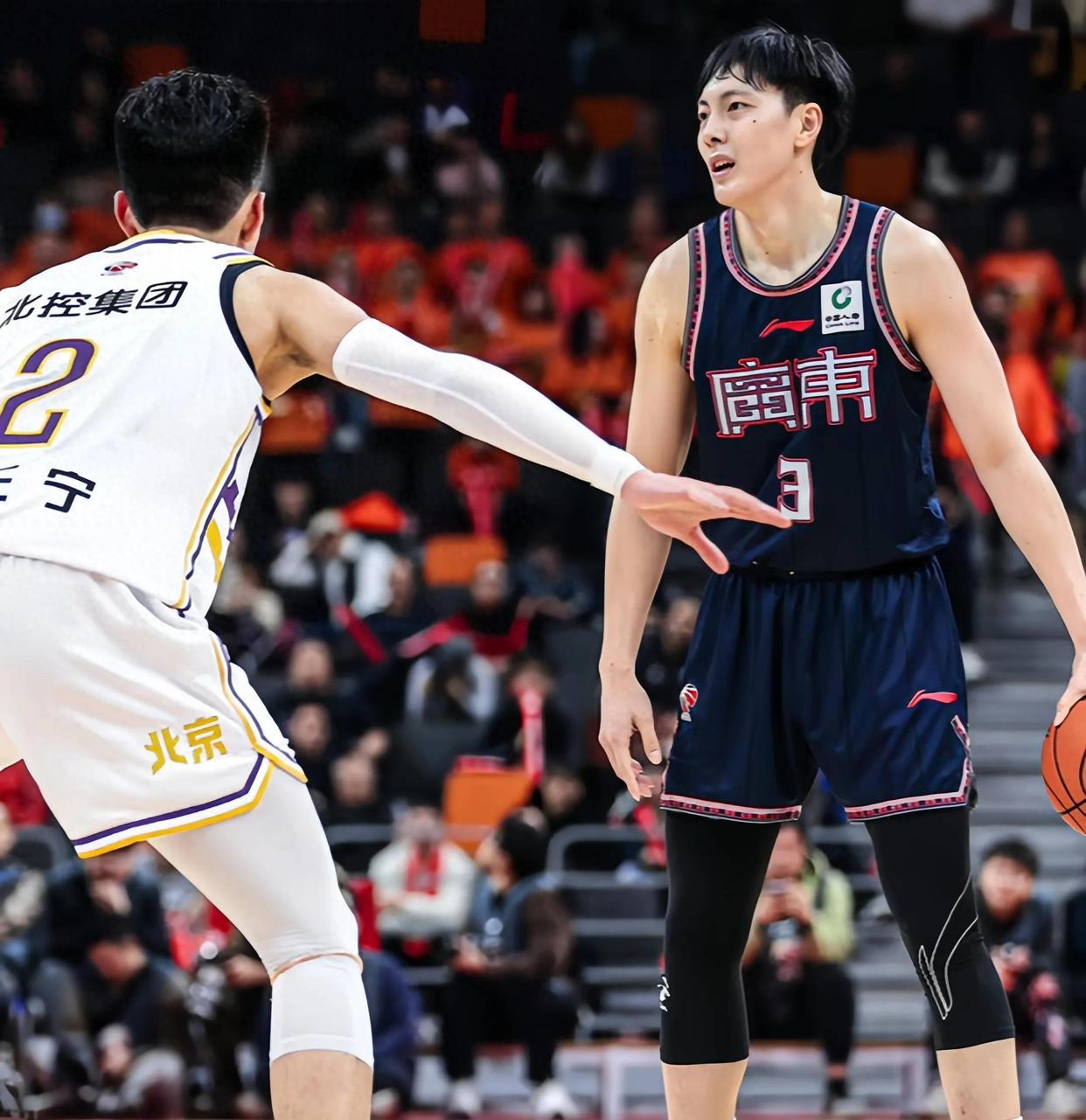 关于CBA季后赛赛后再迎强敌，阿贾克斯外线爆发，主帅态度：压力陡增，赛季目标并未改变的信息